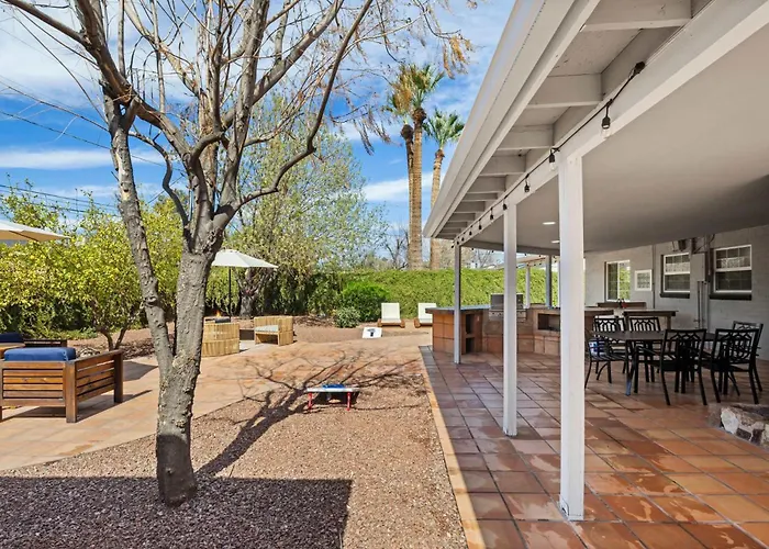 Royal Modern -stylish With Casita And Grille